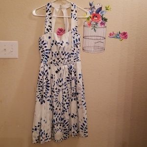 Very pretty WHBM dress